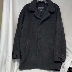 Aberdeen Collection 100% wool full button up collard lined coat jacket